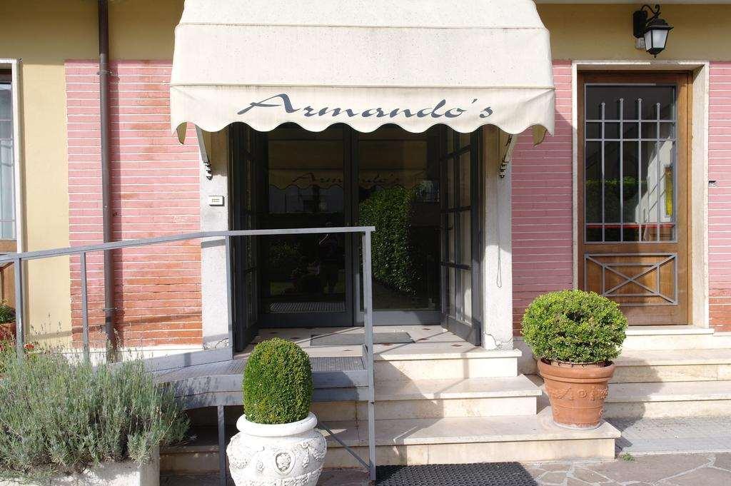 Hotel Armando' S Sulmona Extérieur photo
